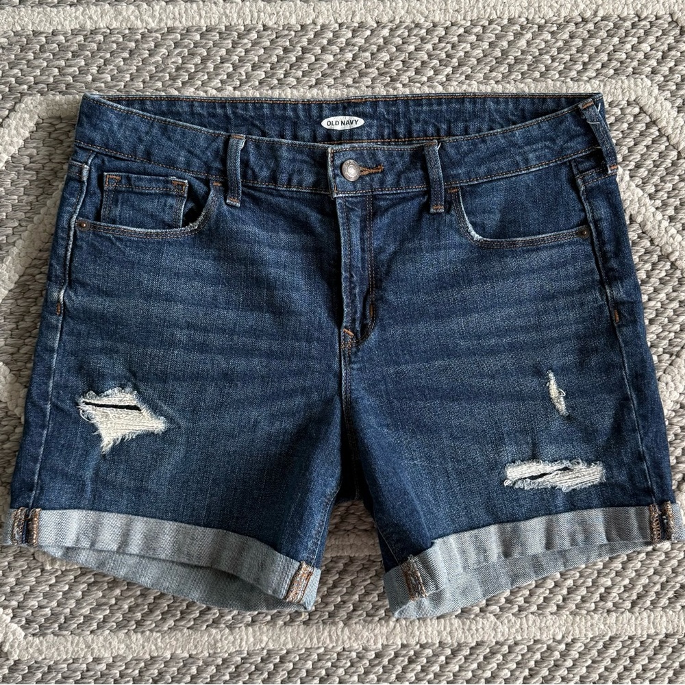 Old Navy Women’s Distressed Rolled-Hem Denim Shorts Size 6